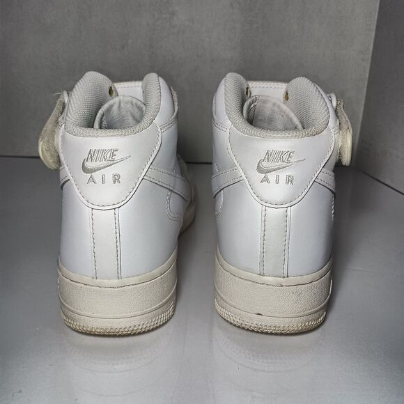 Nike Air Force 1 Mid \'07 Mens Size 9.5 White Athletic Lifestyle Shoes Sneakers
